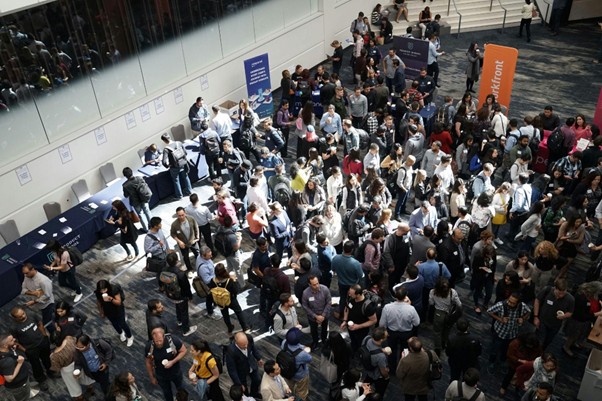 コネクションを作る大チャンス！トロント日系キャリアフェア「Career Connect in Toronto」の攻略法・就職活動・ネットワーキング・カナダ