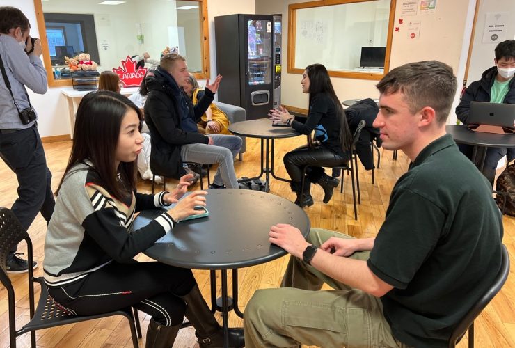 【語学学校RCIIS主催】オンライン学校説明会｜スピーキング重視・参加特典あり・カナダ留学・ワーキングホリデー