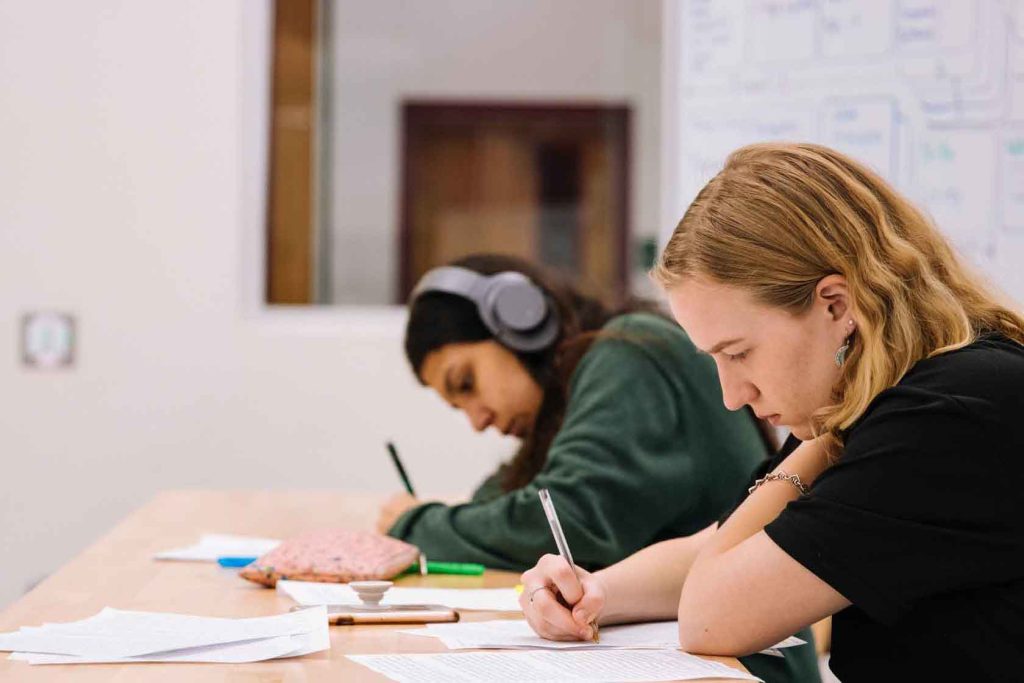 カナダCo-op留学とは?学習と実務経験が組み合わさったプログラム概要